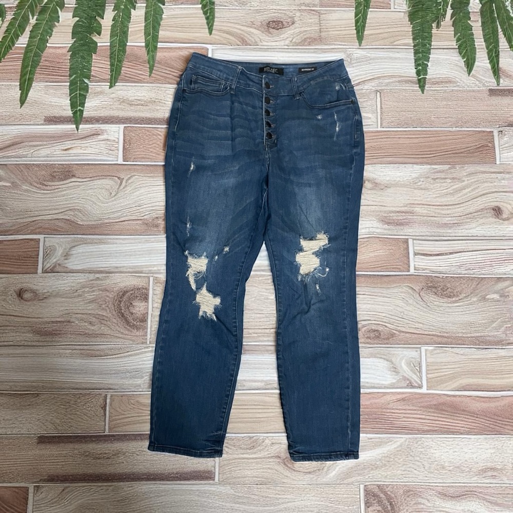 Judy Blue Boyfriend Fit Distressed Dark Blue Jeans‎ THRASHED
